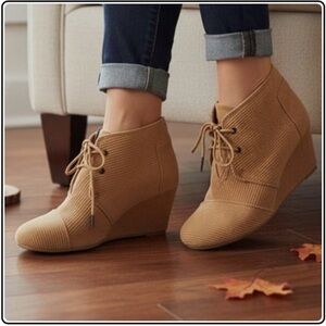 Toms Tan Desert Wedge Corduroy Bootie